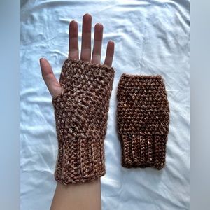 Fingerless Gloves